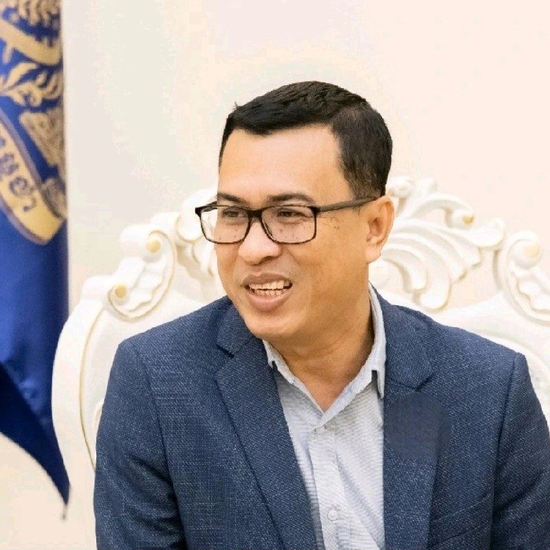 H.E Chan Narith
